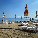Torre Saracena Aparthotel