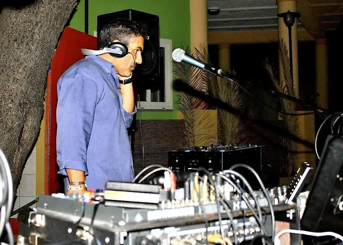 Apart-hotel Torre Saracena